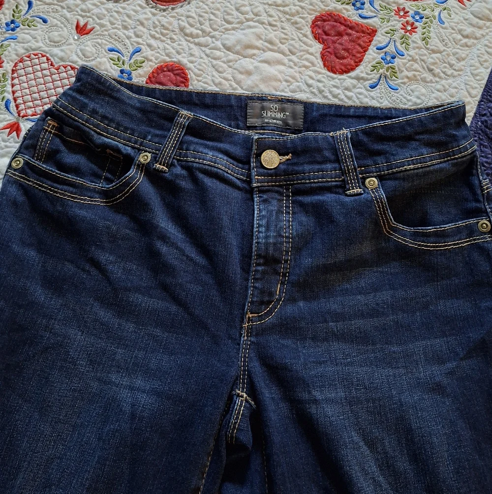Chico's So Slimming Jeweled Jean Crop Pants Insm 26" Waist 30" Mid-rise Pre-own - Picture 13 of 13